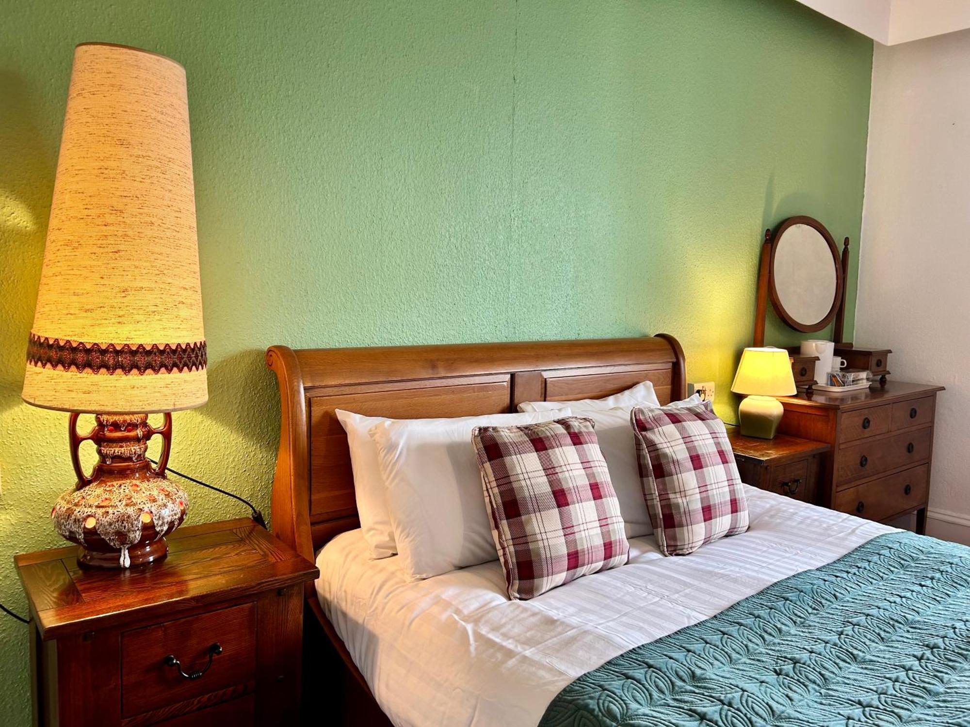 Clarence Quarters Self-Catering Guest House Portsmouth Dış mekan fotoğraf