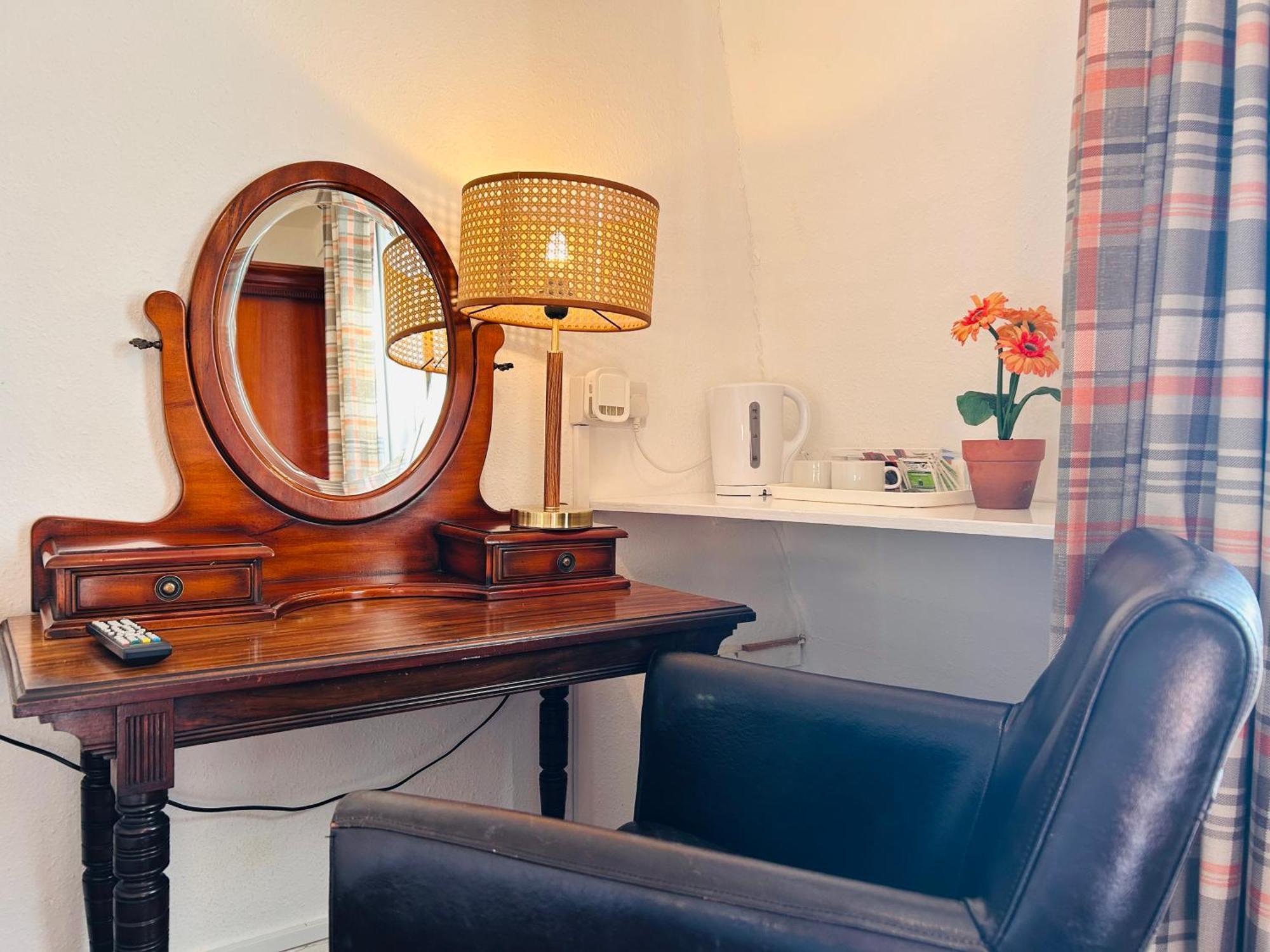 Clarence Quarters Self-Catering Guest House Portsmouth Dış mekan fotoğraf