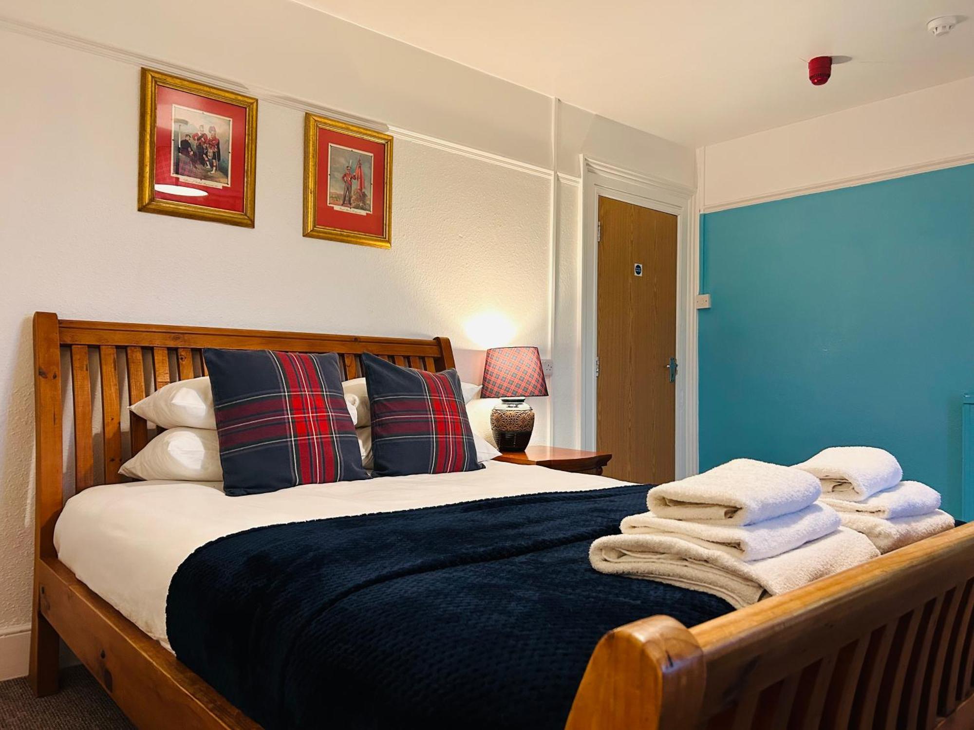 Clarence Quarters Self-Catering Guest House Portsmouth Oda fotoğraf