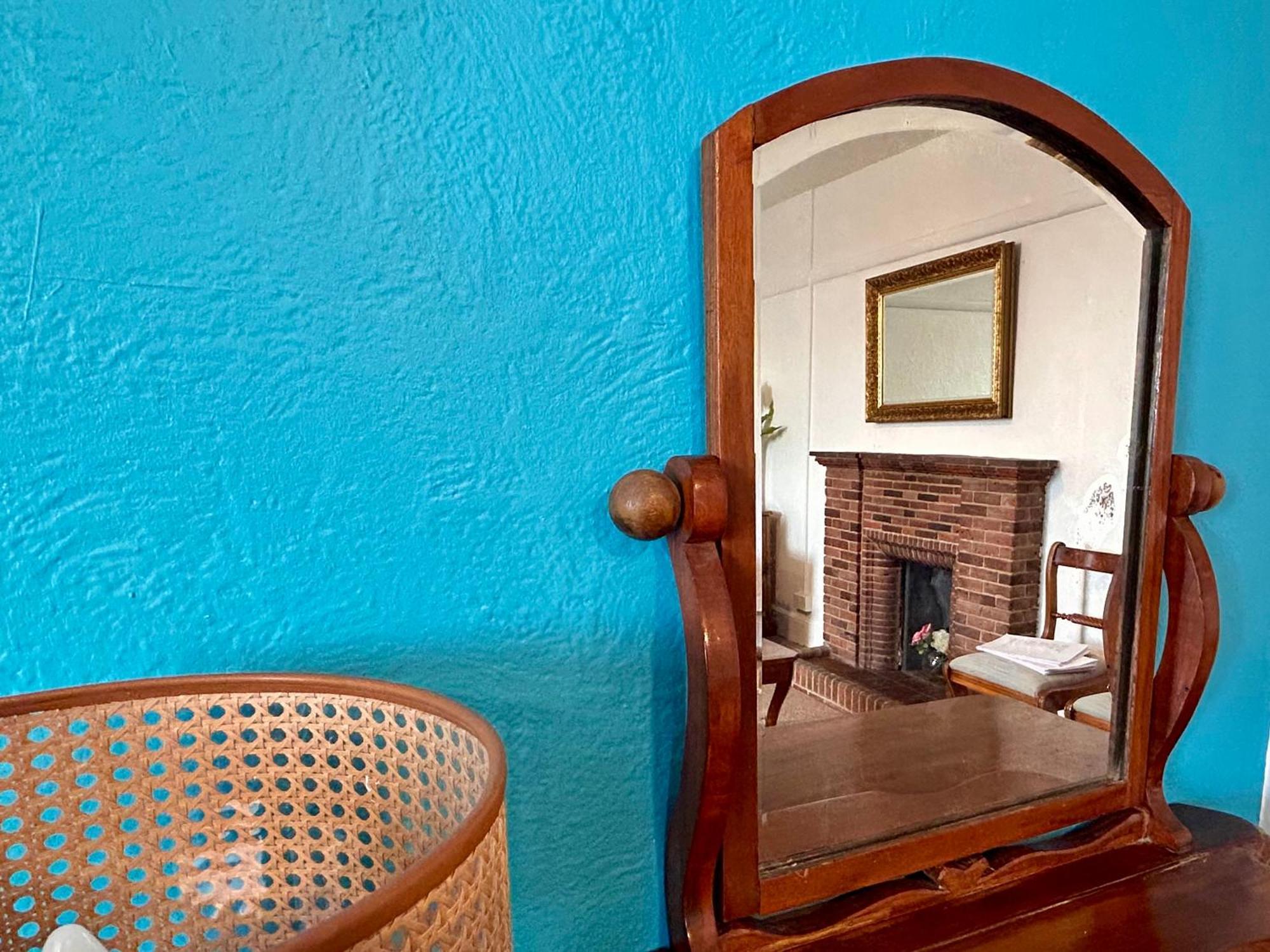 Clarence Quarters Self-Catering Guest House Portsmouth Oda fotoğraf